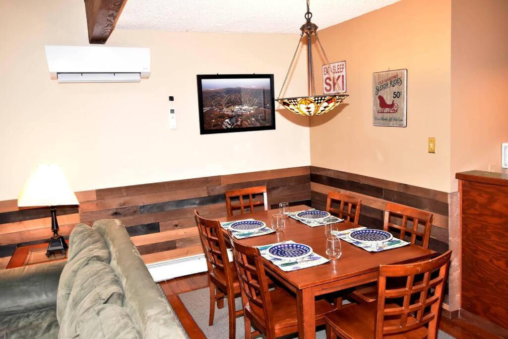 3-Bedroom Vacation Home Steps To Camelback Ski Area Ski-In Ski-Out Crescent Lake Exterior foto