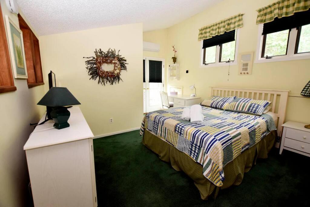 3-Bedroom Vacation Home Steps To Camelback Ski Area Ski-In Ski-Out Crescent Lake Exterior foto